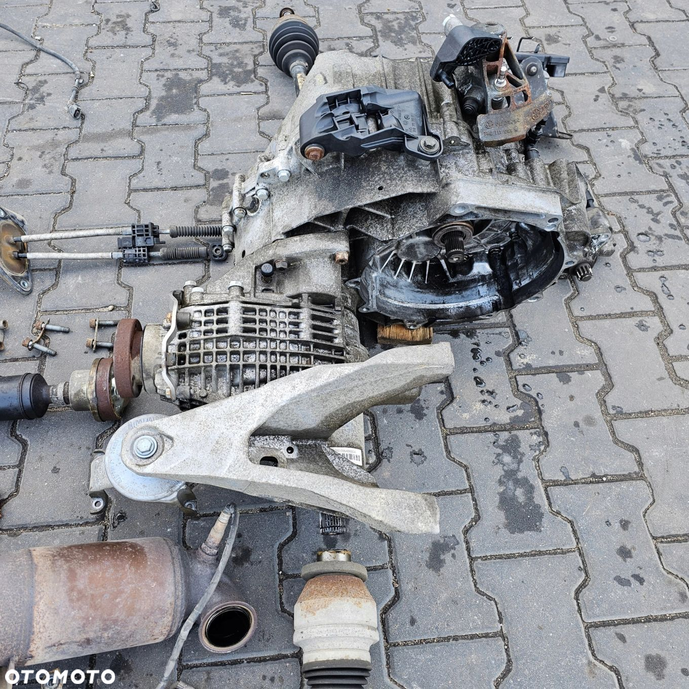 VW T5 LIFT 2.0 TDI LONG napęd skrzynia most reduktor półoś wał wydech 4x4 - 8