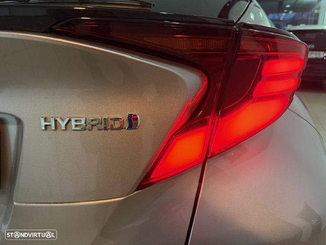 Toyota C-HR 1.8 HSD Exclusive - 24