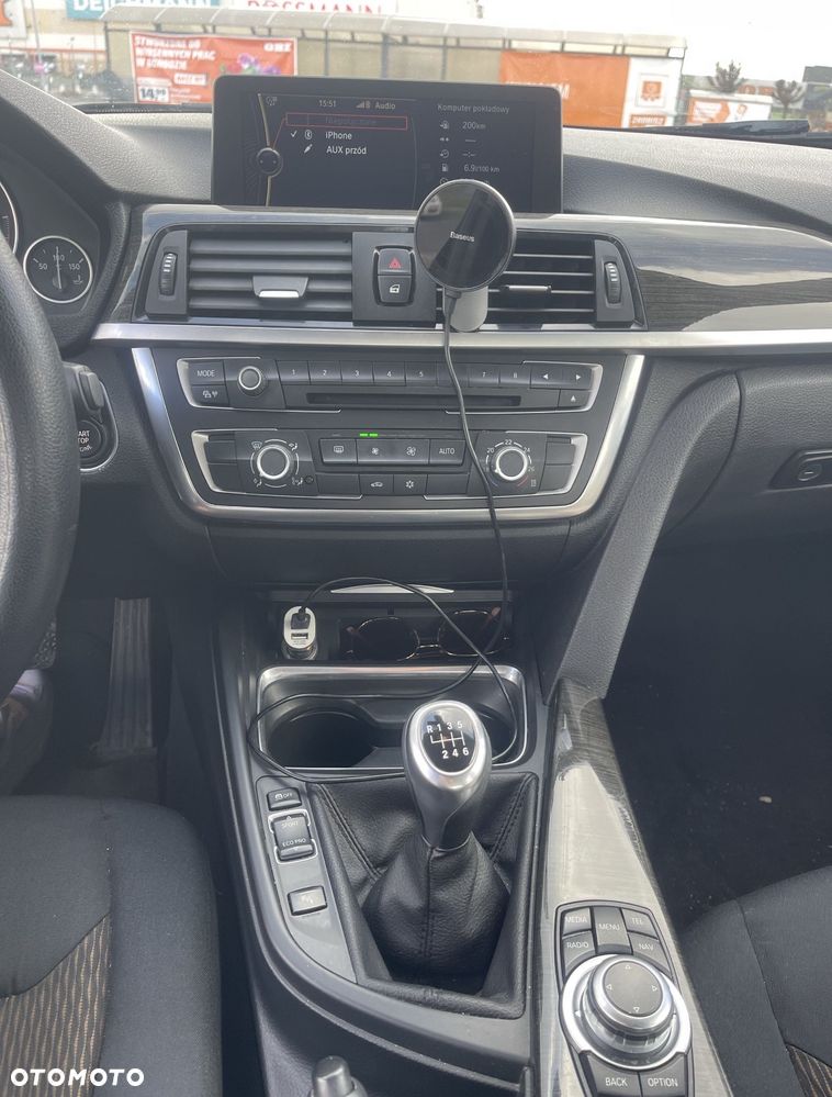 BMW Seria 3 320d - 6