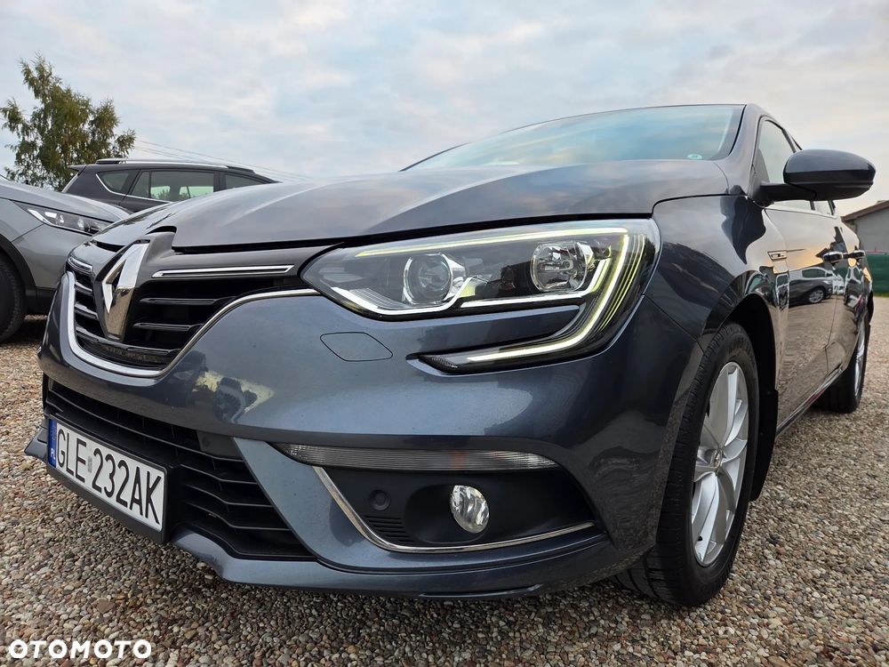 Renault Megane 1.5 Blue dCi Intens - 4