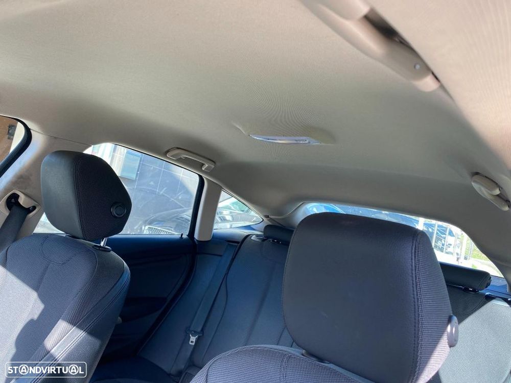 BMW 320 Gran Turismo d xDrive Sport-Aut. - 26