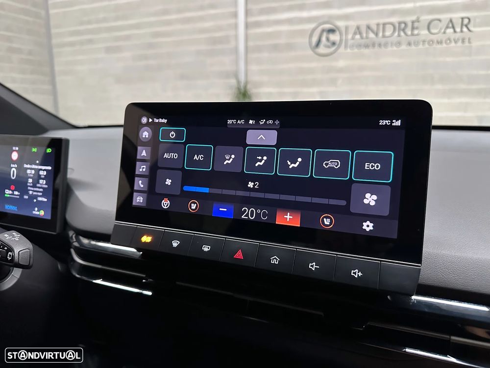 MG MG4 77 kWh Extended Range Luxury - 23