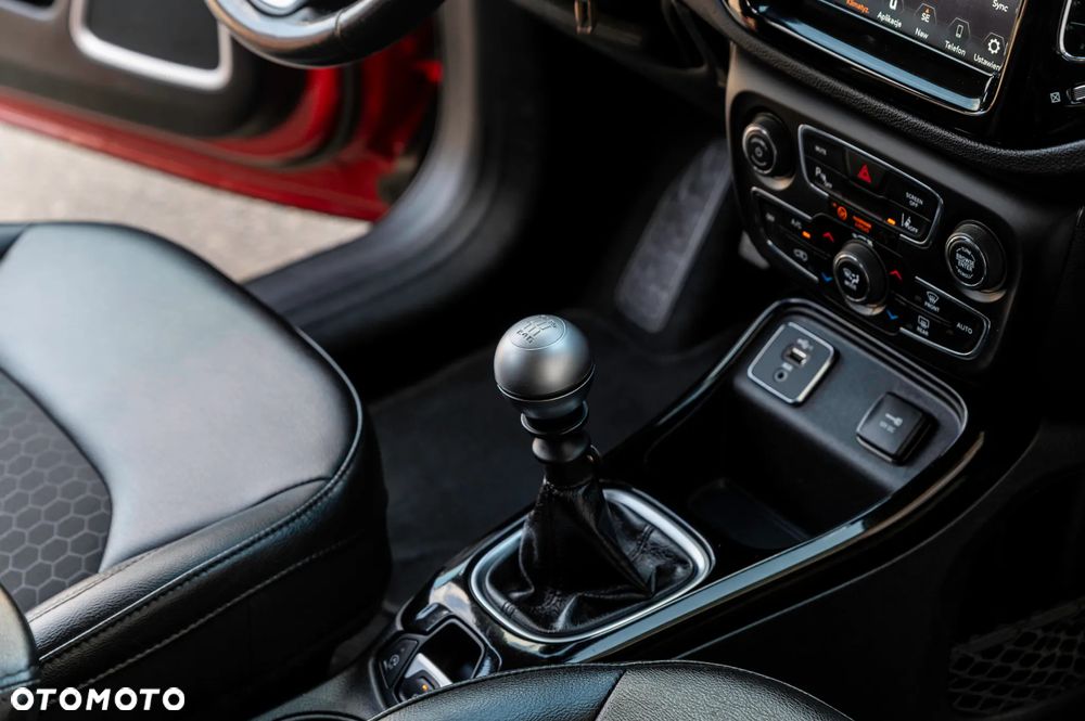 Jeep Compass - 29
