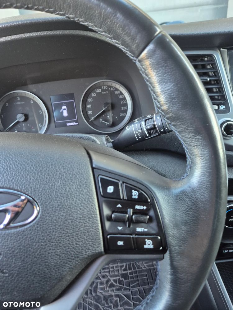 Hyundai Tucson 1.7 CRDI BlueDrive Style 2WD DCT - 17