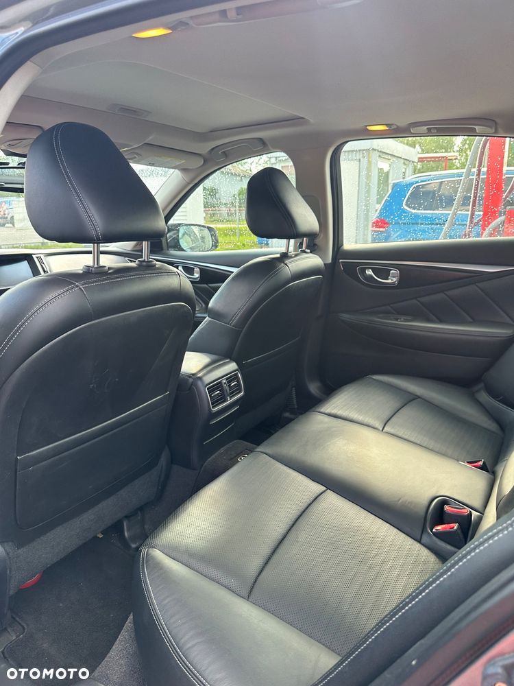 Infiniti Q50 Q50S Hybrid Sport Tech AWD - 17