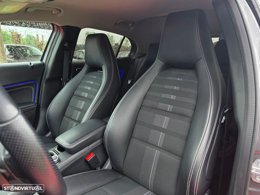 Mercedes-Benz GLA 200 Urban Aut. - 12