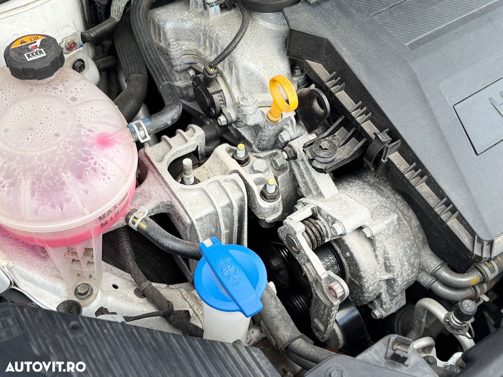 Hyundai IONIQ 1.6 GDI Advantage - 30