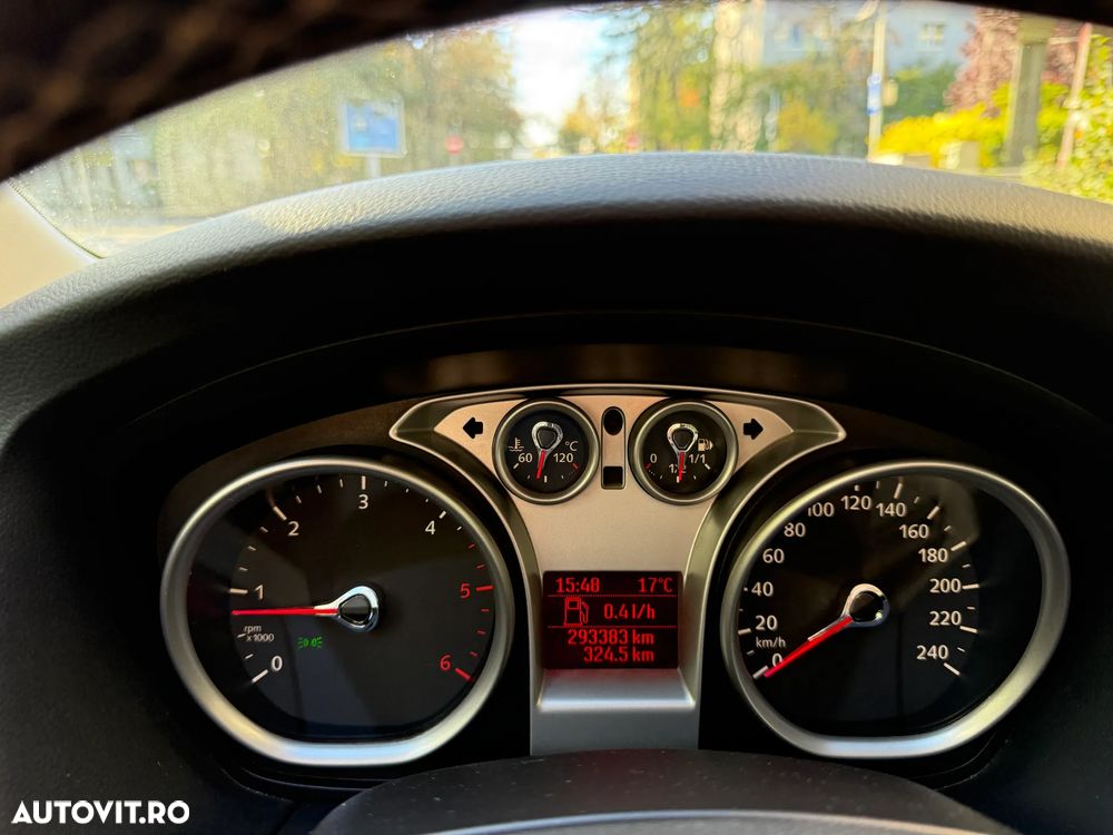 Ford Focus 1.6 TDCi Anniversary - 20