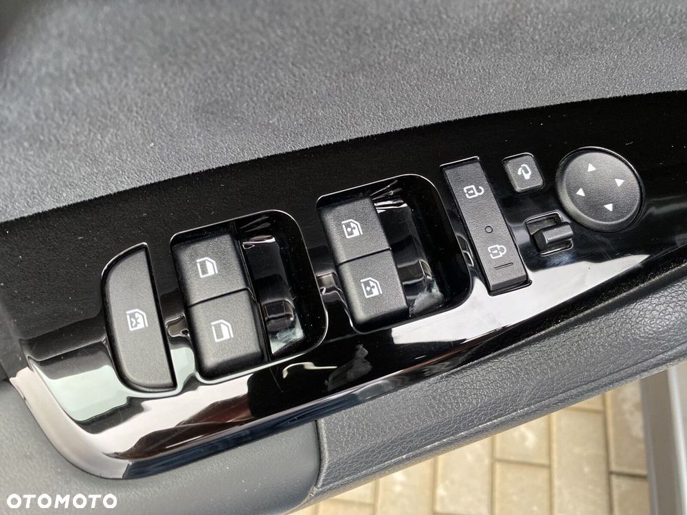 Kia Sportage - 10