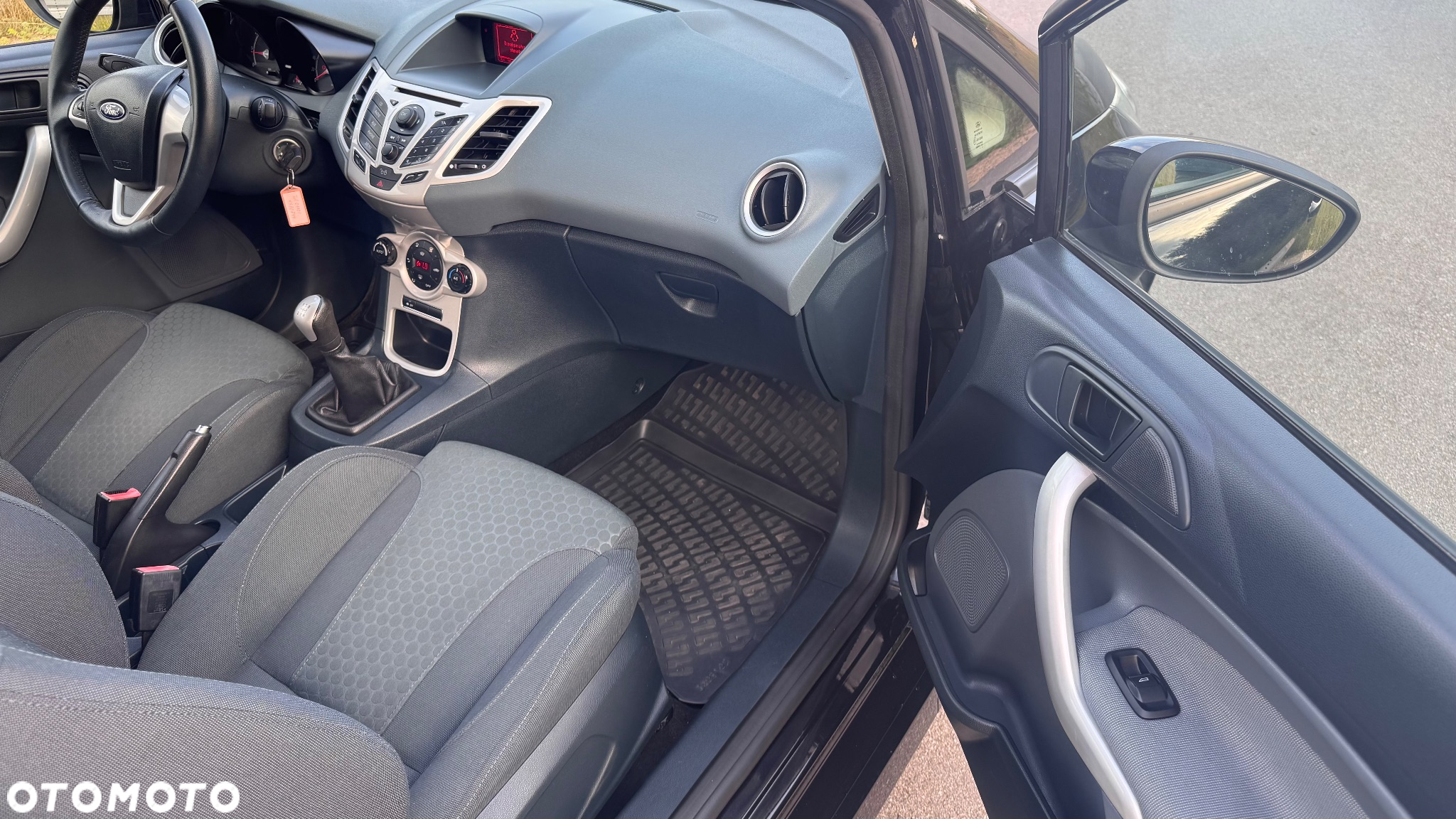 Ford Fiesta 1.6 Sport - 11