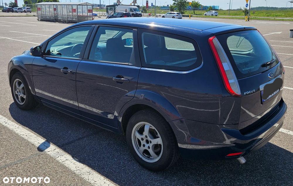 Ford Focus 1.6 TDCi Ambiente - 4