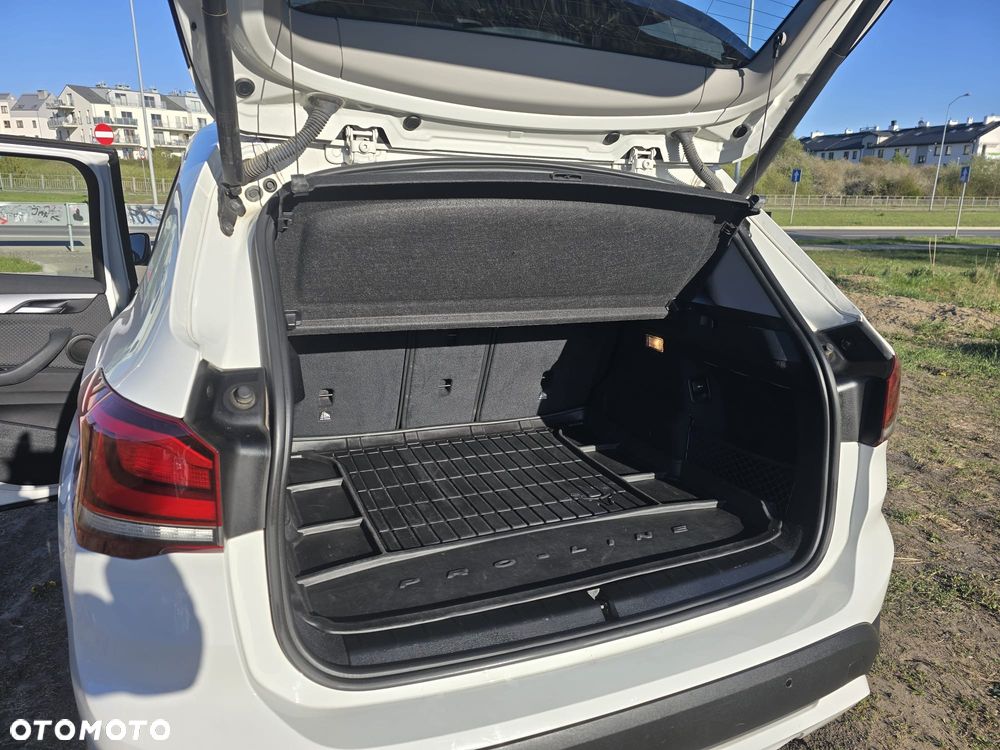 BMW X1 sDrive18i Advantage - 6