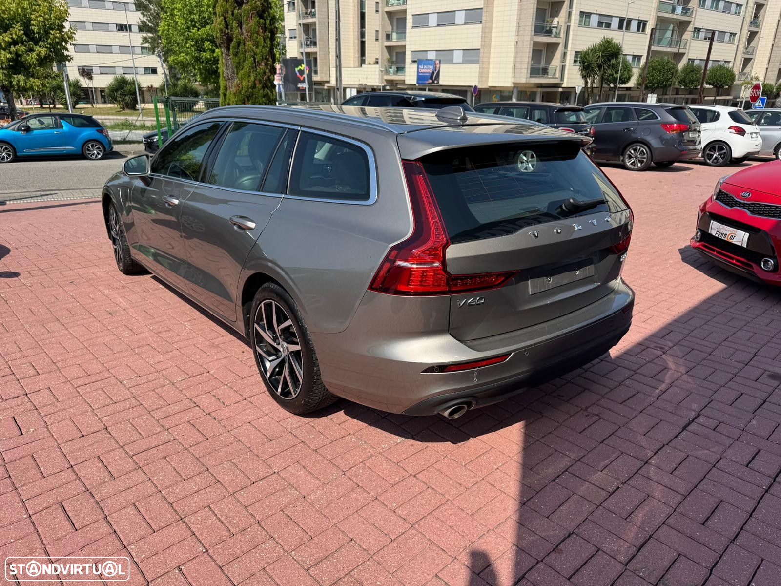Volvo V60 2.0 T6 AWD TE Inscription - 9