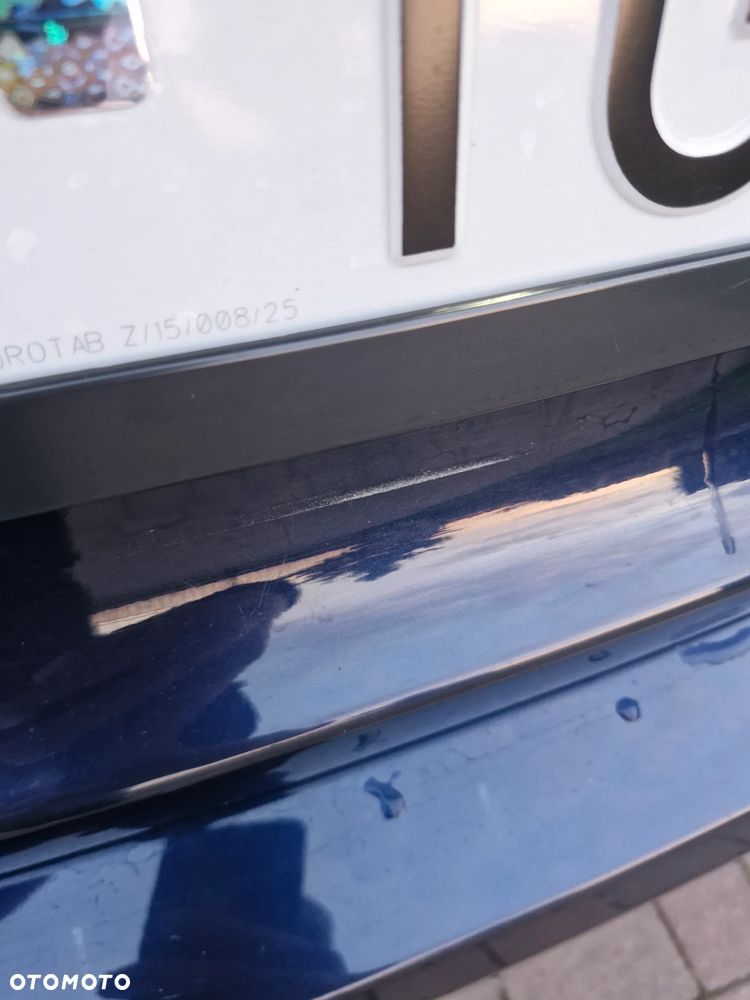 Jaguar XE 2.0 T Prestige - 8