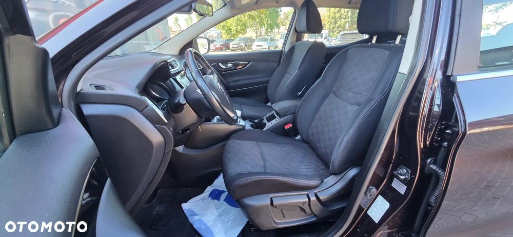Nissan Qashqai - 32