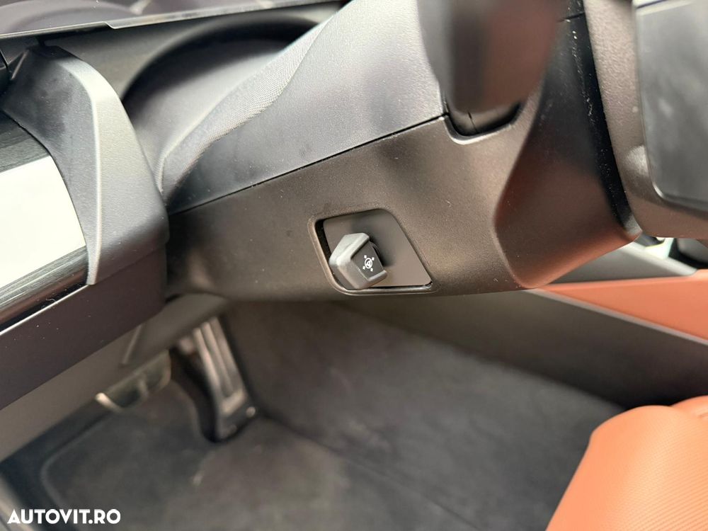 BMW Seria 5 550e xDrive AT PHEV - 20