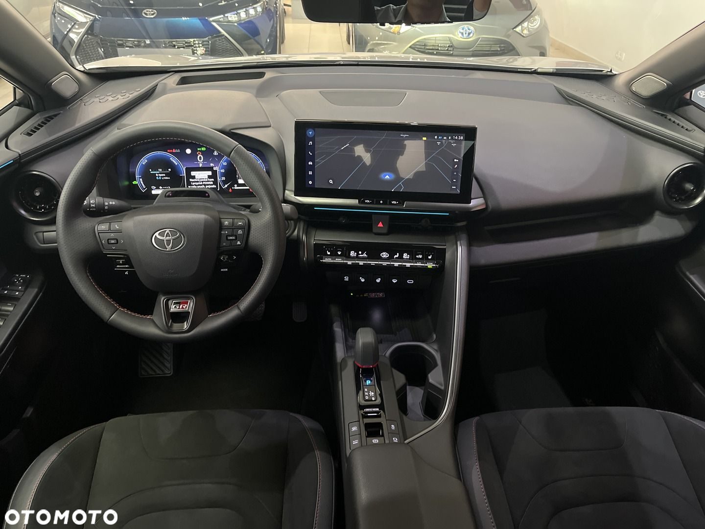 Toyota C-HR - 10
