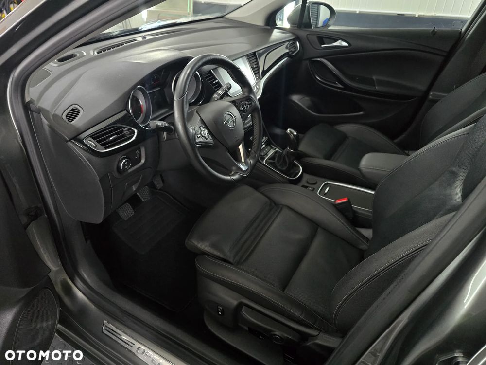 Opel Astra 1.6 CDTI DPF ecoFLEX Start/Stop Exklusiv - 4