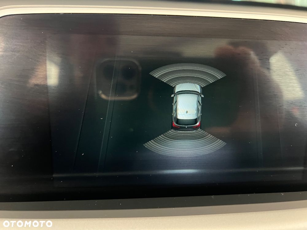 BMW X1 sDrive18i Business Edition - 38