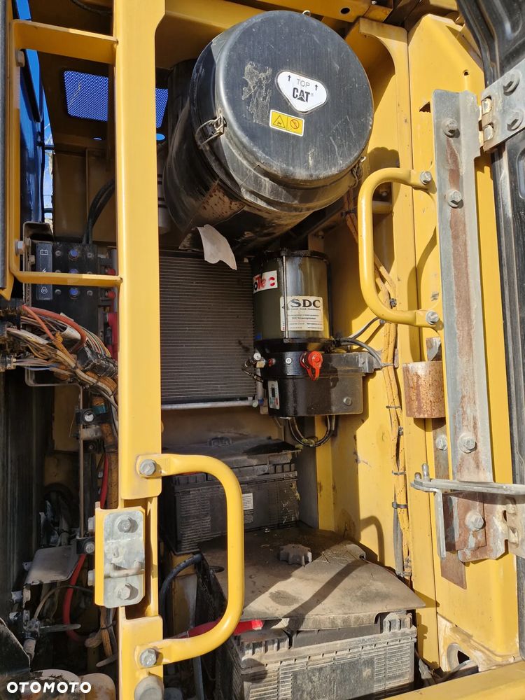 Caterpillar 329EL - 18