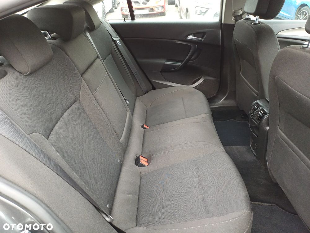 Opel Insignia 1.4 T Edition S&S - 12