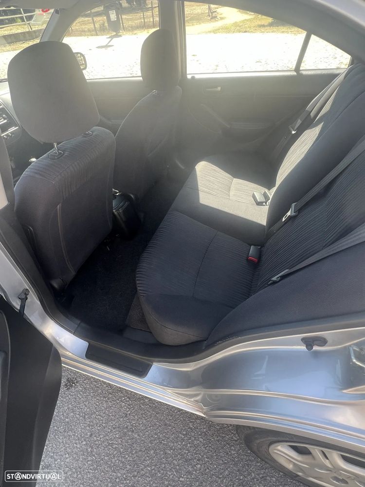 Honda Civic 1.4 LS AC - 16