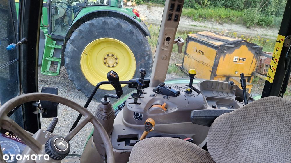 John Deere 6110MC - 16