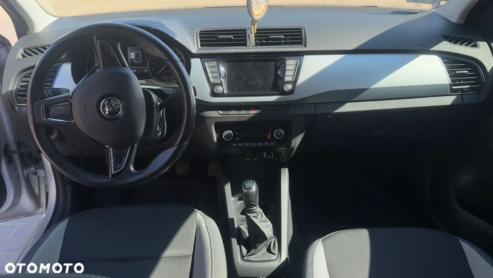 Skoda Fabia - 10