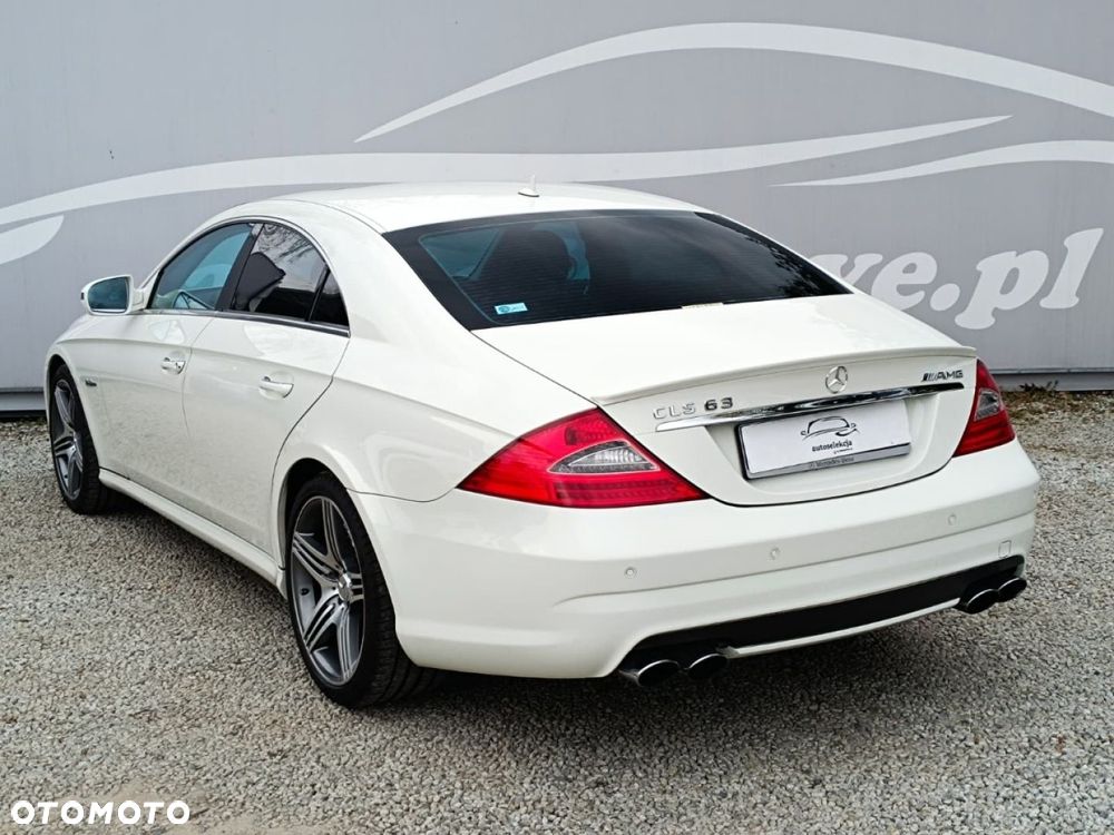 Mercedes-Benz CLS 63 AMG 7G-TRONIC - 16
