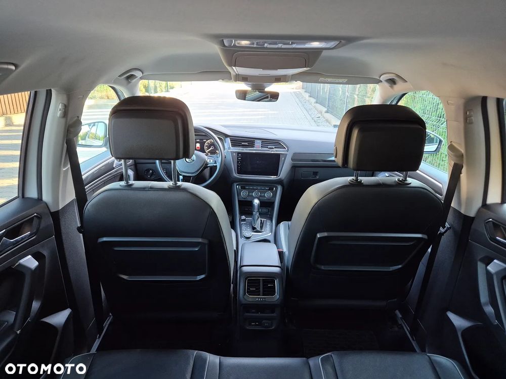 Volkswagen Tiguan Allspace - 16