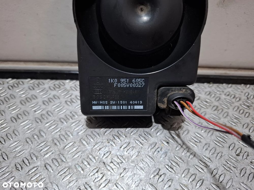 Syrena alarmu Volkswagen, Skoda,Audi nr 1K0951605C - 1