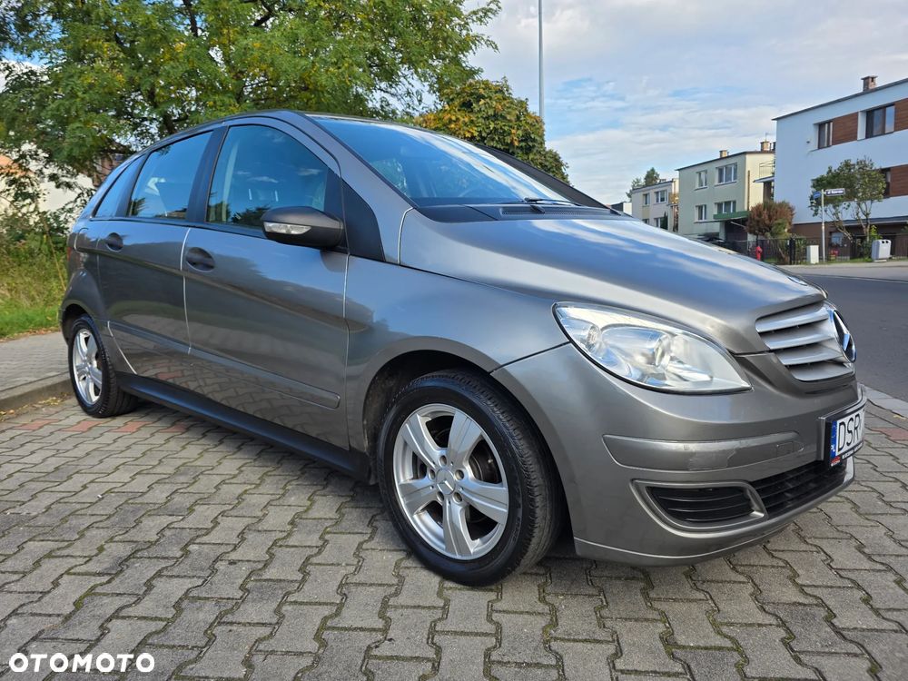 Mercedes-Benz Klasa B 150 - 12