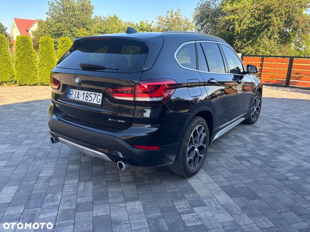 BMW X1 xDrive25i xLine - 3