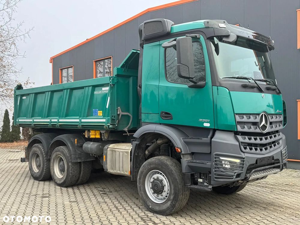 Mercedes-Benz AROCS 3351 6x6 WYWROTKA TRÓJSTRONNA Z BORDMATIKIEM - 3