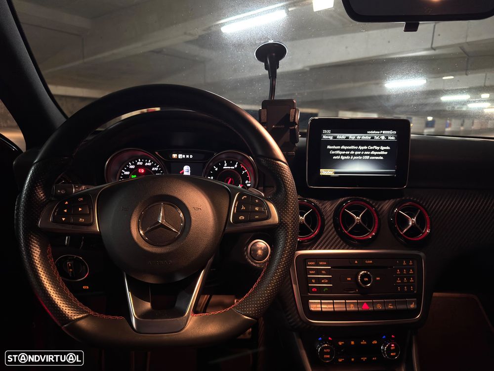 Mercedes-Benz A 45 AMG 4Matic Speedshift 7G-DCT - 16