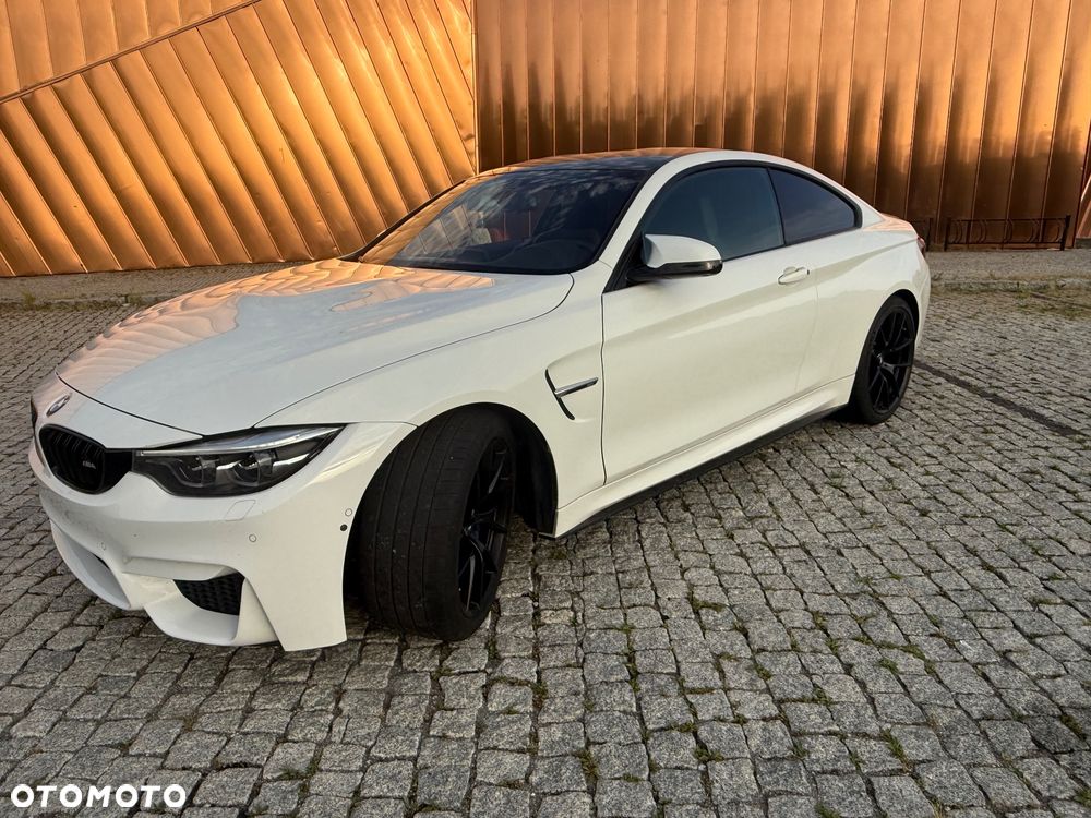 BMW M4 DKG - 35