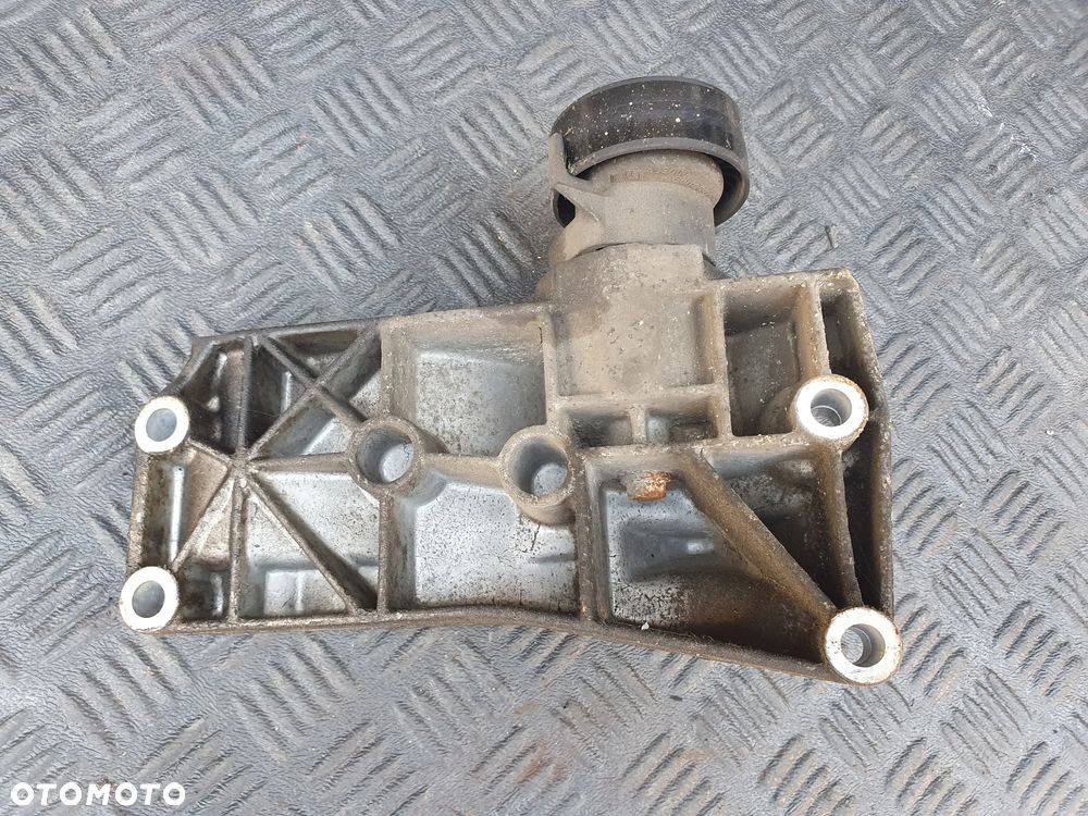 VW GOLF IV 1.6 ŁAPA ALTERNATORA 030145169H VOLKSWAGEN - 3