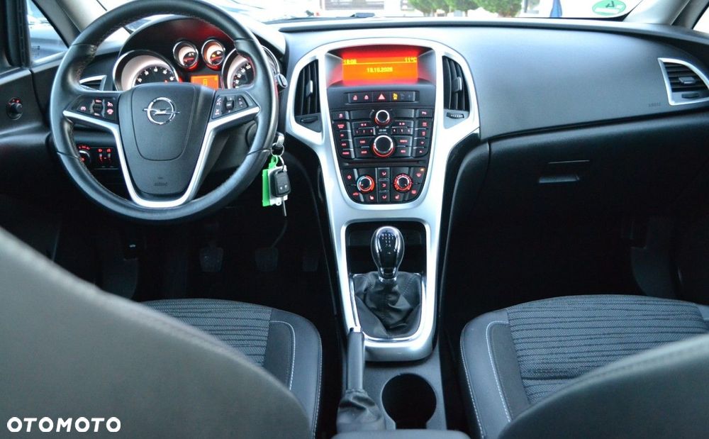 Opel Astra 1.6 Style - 22