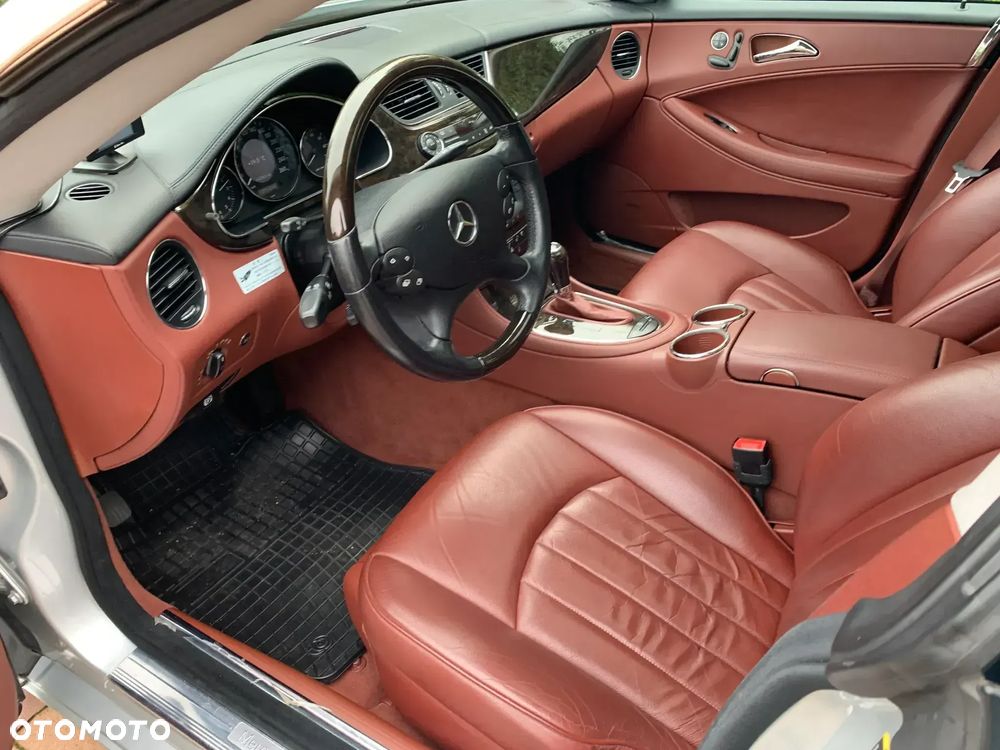 Mercedes-Benz CLS 500 - 4