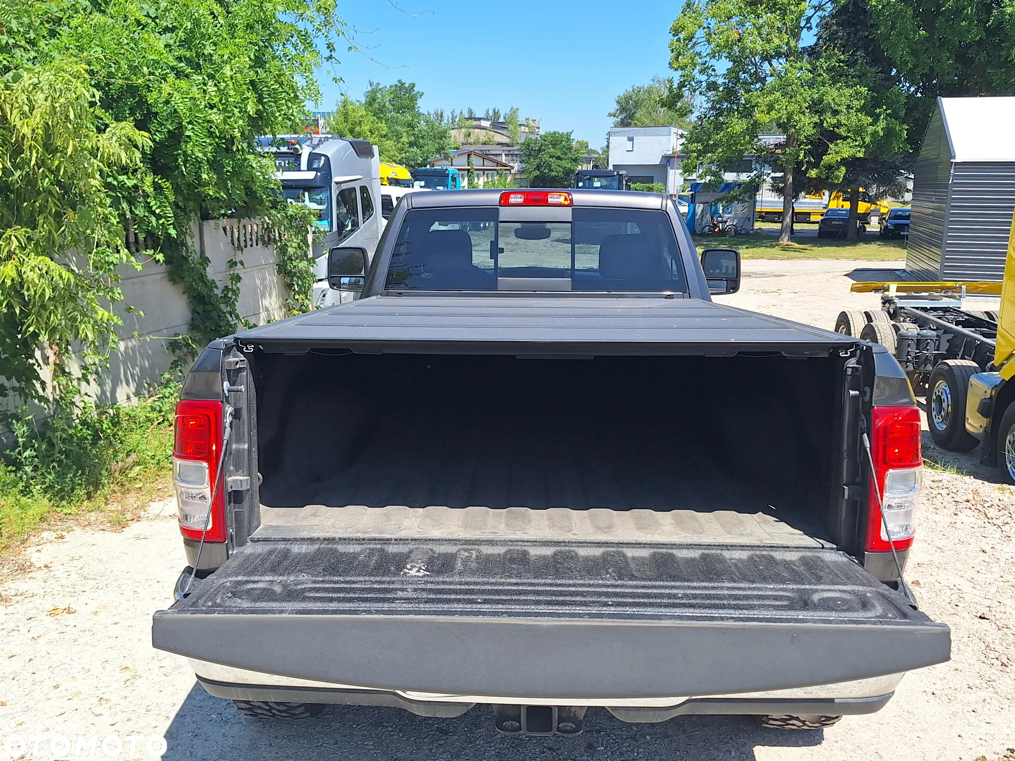 RAM 2500 - 4