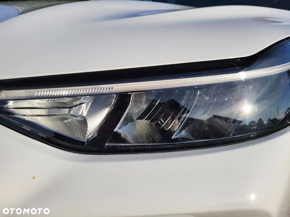 Ford Kuga - 13