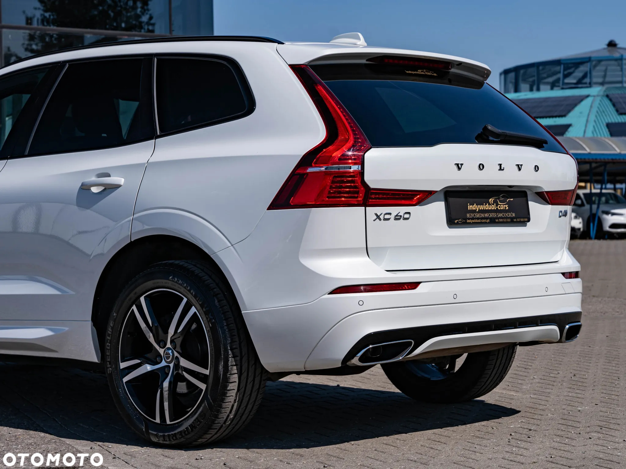 Volvo XC 60 D4 Geartronic RDesign - 12