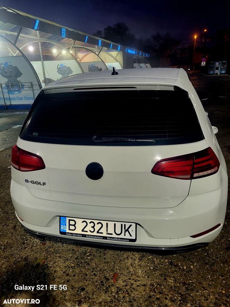 Volkswagen e-Golf - 5