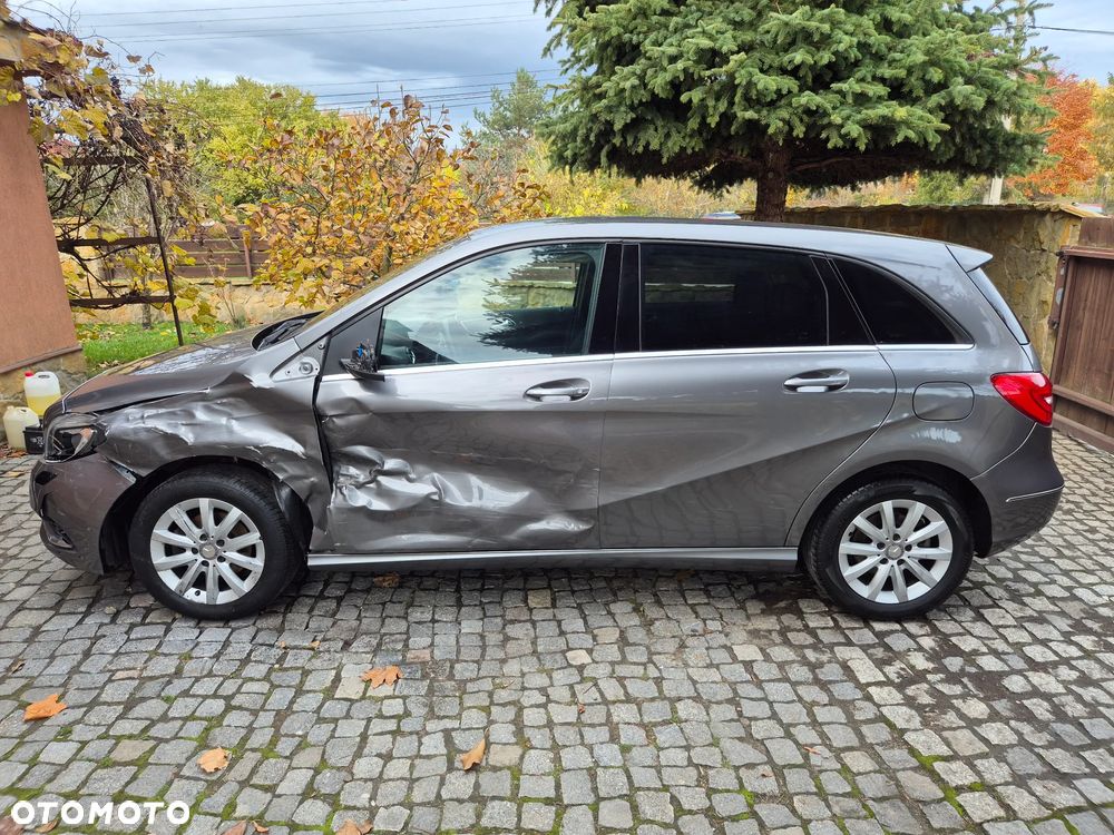 Mercedes-Benz Klasa B 180 d 7G-DCT Edition - 25