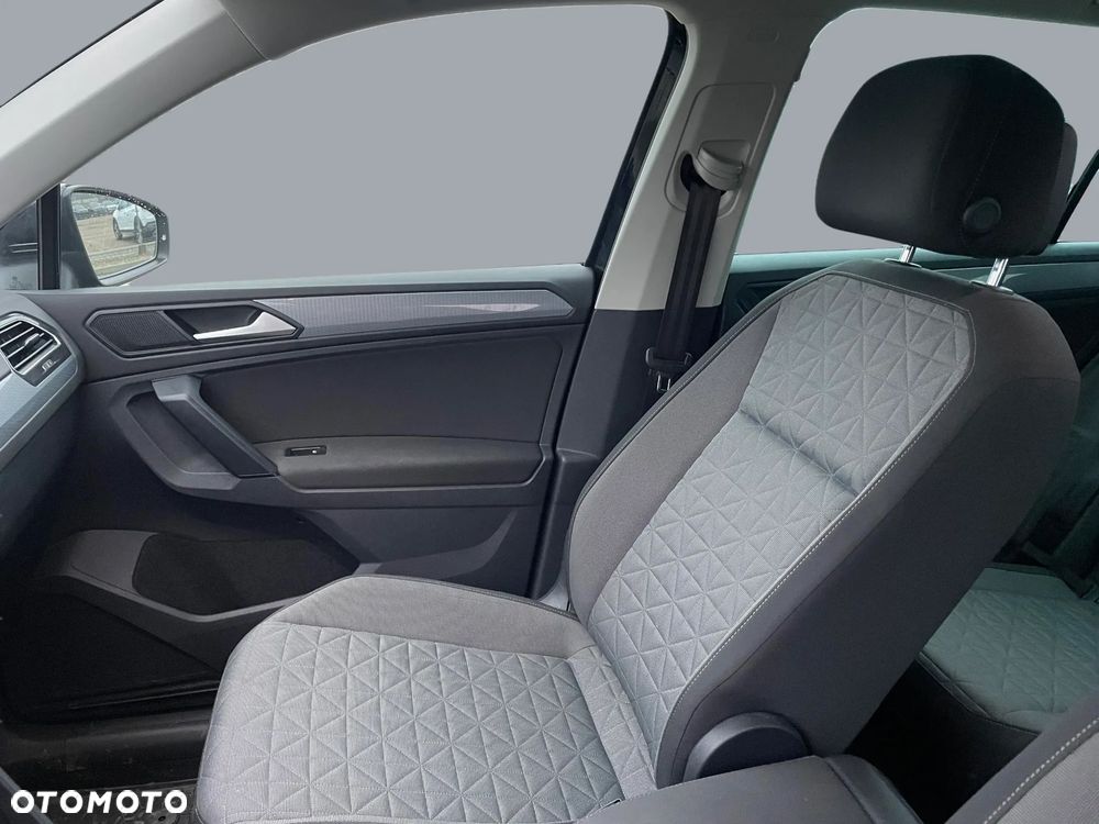 Volkswagen Tiguan 1.5 TSI EVO Life - 17