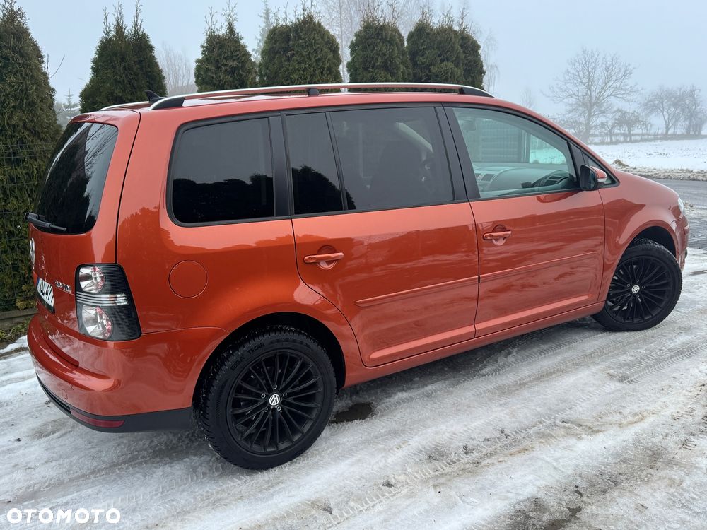 Volkswagen Touran 2.0 TDI Freestyle - 14