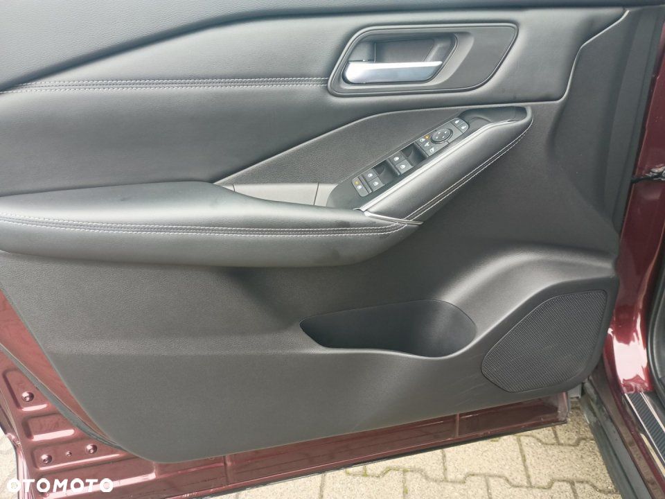 Nissan Qashqai - 12