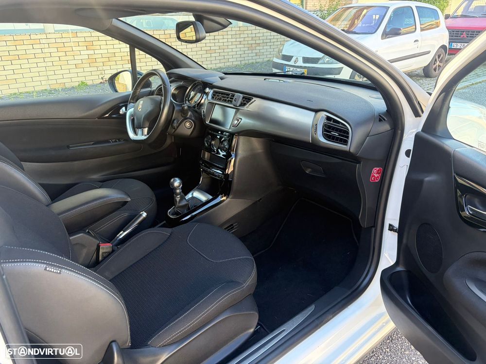 DS DS3 PureTech 82 CONNECTED CHIC - 11