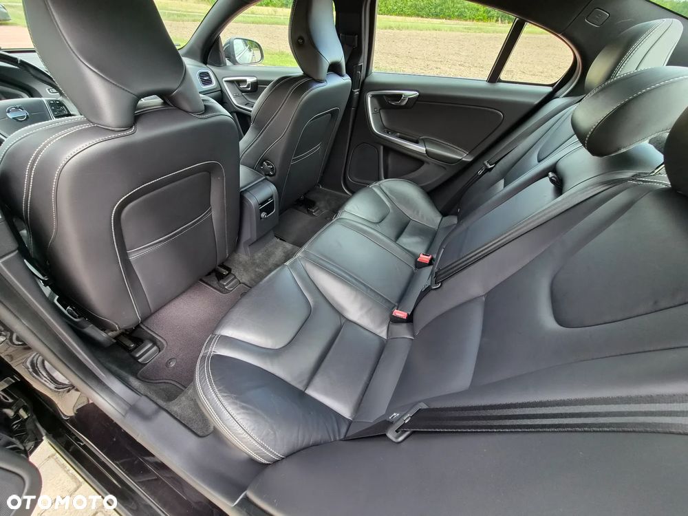 Volvo S60 D4 Drive-E Summum - 34