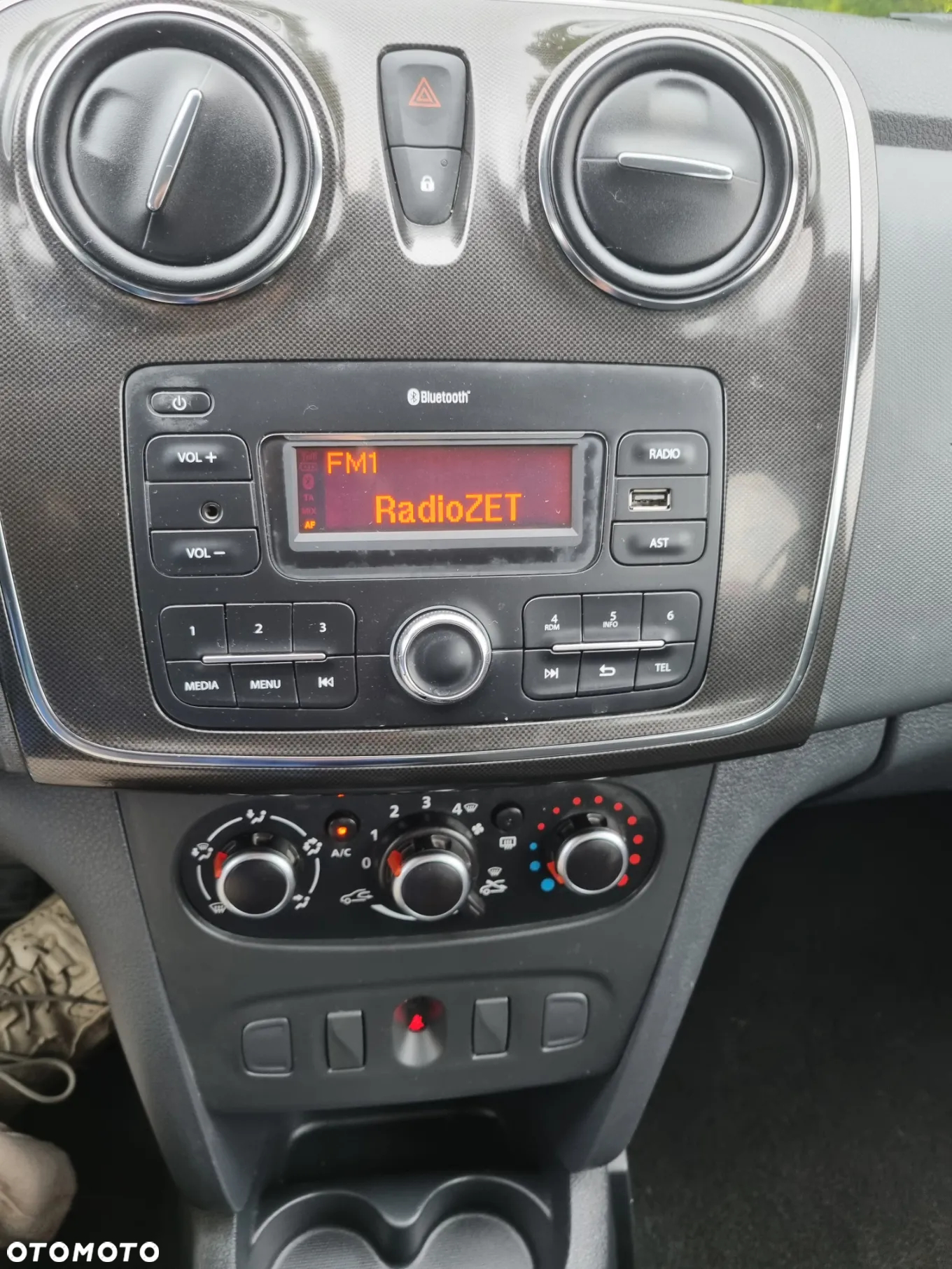 Dacia Logan MCV SCe 75 Laureate - 14